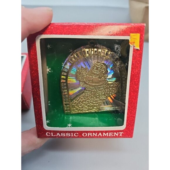 Classic Ornament  Santa With Present Gold Color NOS lot Of 2 - Picture 3 of 4